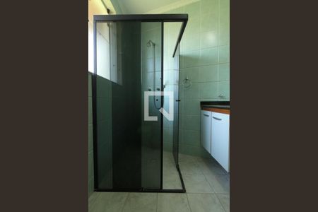 Casa de condomínio para alugar com 300m², 4 quartos e 3 vagasBanheiro