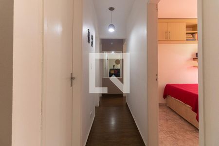 Corredor de apartamento à venda com 3 quartos, 80m² em Vila Emir, São Paulo