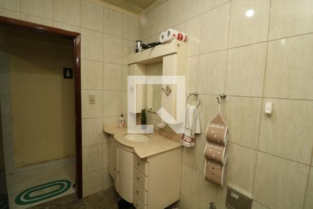 Casa à venda com 210m², 4 quartos e 3 vagasBanheiro