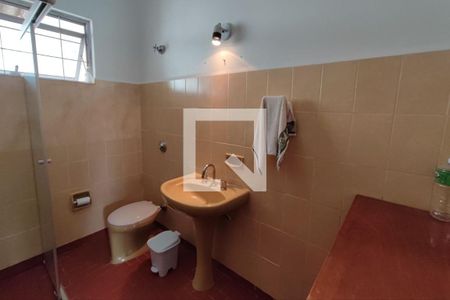 Casa para alugar com 152m², 3 quartos e 2 vagas Casa para alugar com 152m², 3 quartos e 2 vagasBanheiro Social