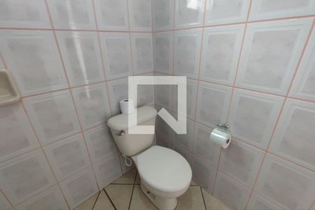 Casa para alugar com 152m², 3 quartos e 2 vagas Casa para alugar com 152m², 3 quartos e 2 vagasBanheiro de serviço