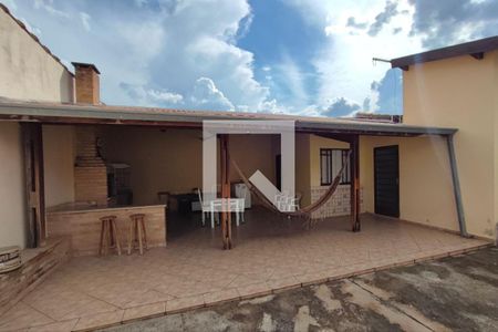 Casa para alugar com 152m², 3 quartos e 2 vagas Casa para alugar com 152m², 3 quartos e 2 vagasQuintal