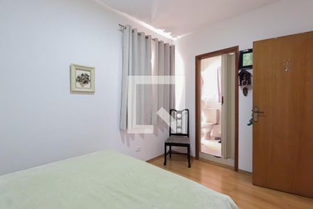 Apartamento à venda com 150m², 3 quartos e 2 vagas Apartamento à venda com 150m², 3 quartos e 2 vagasSuíte