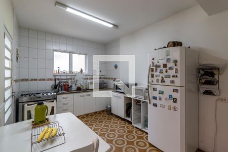 Casa à venda com 230m², 4 quartos e 3 vagas Casa à venda com 230m², 4 quartos e 3 vagasCozinha