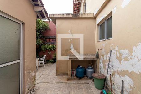 Casa à venda com 230m², 4 quartos e 3 vagas Casa à venda com 230m², 4 quartos e 3 vagasÁrea de Serviço/Quintal