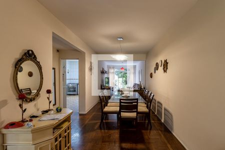 Sala de casa à venda com 4 quartos, 230m² em Indianópolis, São Paulo