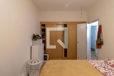 Casa à venda com 230m², 4 quartos e 3 vagas Casa à venda com 230m², 4 quartos e 3 vagasQuarto 1