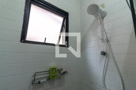 Casa à venda com 230m², 4 quartos e 3 vagas Casa à venda com 230m², 4 quartos e 3 vagasBanheiro Social 2