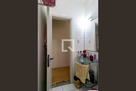 Casa à venda com 230m², 4 quartos e 3 vagas Casa à venda com 230m², 4 quartos e 3 vagasBanheiro Social 1