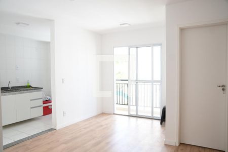 Sala de apartamento para alugar com 2 quartos, 47m² em Vila Monte Serrat, Cotia