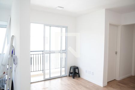 Sala de apartamento para alugar com 2 quartos, 47m² em Vila Monte Serrat, Cotia