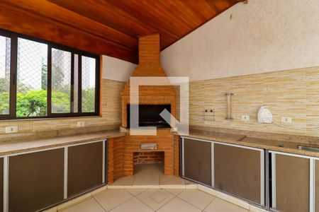 Apartamento à venda com 124m², 3 quartos e 2 vagas Apartamento à venda com 124m², 3 quartos e 2 vagasÁrea comum - Churrasqueira