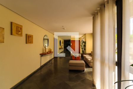 Apartamento à venda com 124m², 3 quartos e 2 vagas Apartamento à venda com 124m², 3 quartos e 2 vagasHall de entrada