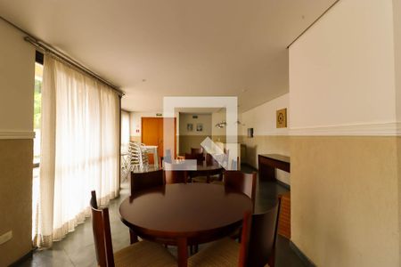 Apartamento à venda com 124m², 3 quartos e 2 vagas Apartamento à venda com 124m², 3 quartos e 2 vagasÁrea comum - Salão de festas