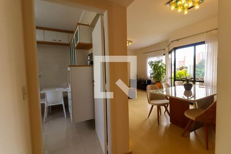 Apartamento à venda com 124m², 3 quartos e 2 vagas Apartamento à venda com 124m², 3 quartos e 2 vagasEntrada da Cozinha