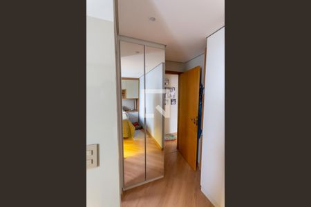 Apartamento à venda com 54m², 2 quartos e 1 vagaArmário