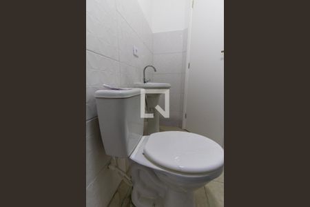 Apartamento para alugar com 40m², 2 quartos e sem vagaBanheiro