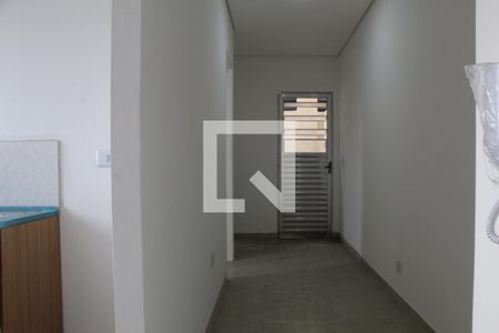 Corredor de apartamento para alugar com 1 quarto, 33m² em Jardim Angela (zona Leste), São Paulo