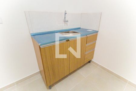 Cozinha de apartamento para alugar com 2 quartos, 40m² em Jardim Angela (zona Leste), São Paulo