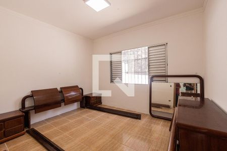 Casa à venda com 290m², 5 quartos e 3 vagasQuarto 4