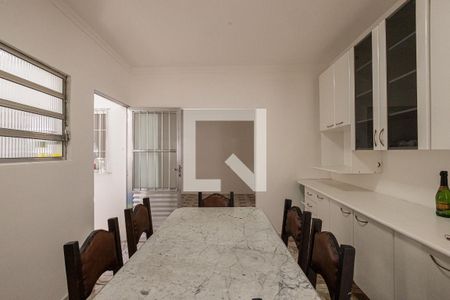 Casa à venda com 290m², 5 quartos e 3 vagasCopa e Cozinha