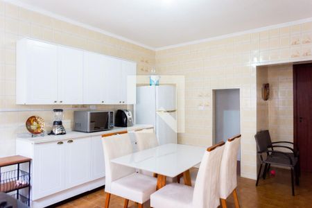 Casa à venda com 110m², 2 quartos e 1 vaga Casa à venda com 110m², 2 quartos e 1 vagaCozinha