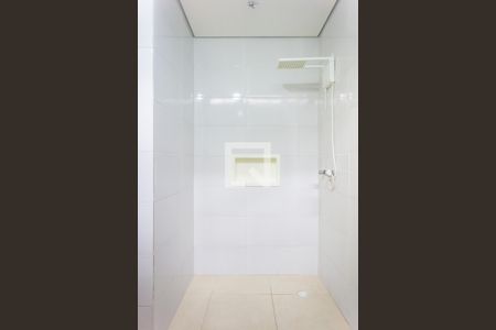 Casa à venda com 110m², 2 quartos e 1 vaga Casa à venda com 110m², 2 quartos e 1 vagaBanheiro