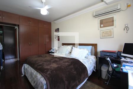 Apartamento à venda com 198m², 4 quartos e 4 vagasQuarto 1