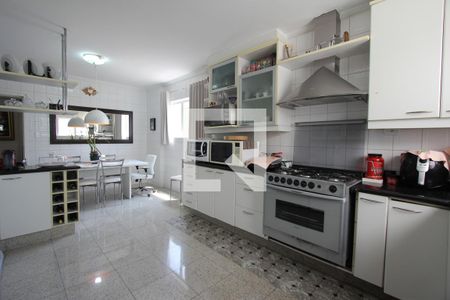 Apartamento à venda com 198m², 4 quartos e 4 vagasCozinha