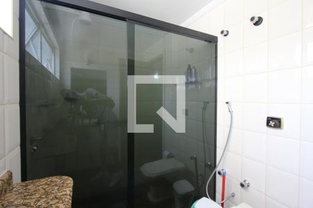 Apartamento à venda com 198m², 4 quartos e 4 vagasBanheiro 2