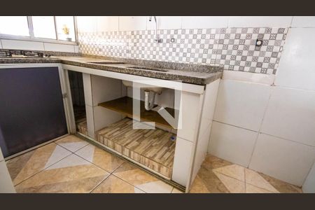 Casa para alugar com 60m², 3 quartos e sem vaga Casa para alugar com 60m², 3 quartos e sem vagaCozinha - Armários