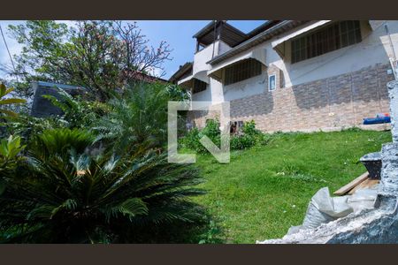 Casa para alugar com 60m², 3 quartos e sem vaga Casa para alugar com 60m², 3 quartos e sem vagaFachada