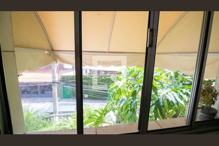 Casa para alugar com 60m², 3 quartos e sem vaga Casa para alugar com 60m², 3 quartos e sem vagaVista cozinha