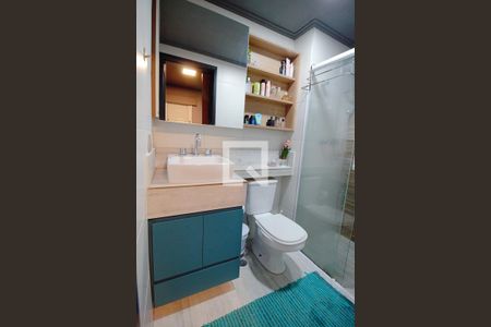 Apartamento para alugar com 70m², 3 quartos e 1 vaga Apartamento para alugar com 70m², 3 quartos e 1 vagaBanheiro da Suíte 1