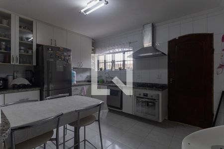 Casa à venda com 180m², 3 quartos e 2 vagasCozinha