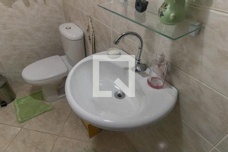 Casa à venda com 180m², 3 quartos e 2 vagasBanheiro 2