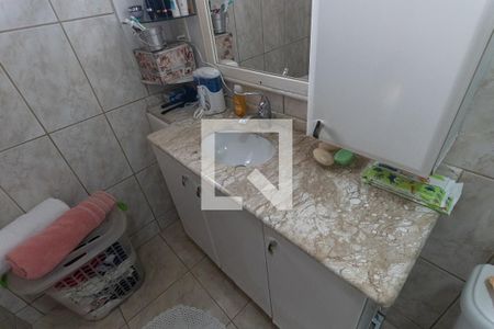 Casa à venda com 180m², 3 quartos e 2 vagasBanheiro da Suíte