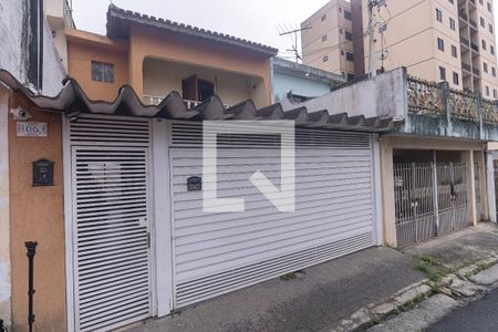 Casa à venda com 180m², 3 quartos e 2 vagasFachada