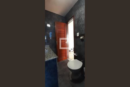 Casa à venda com 592m², 3 quartos e 5 vagas Casa à venda com 592m², 3 quartos e 5 vagasBanheiro do Quarto 1