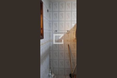 Casa à venda com 592m², 3 quartos e 5 vagas Casa à venda com 592m², 3 quartos e 5 vagasBanheiro da Suíte