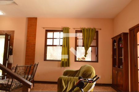 Sala de Estar de casa à venda com 3 quartos, 592m² em Curicica, Rio de Janeiro