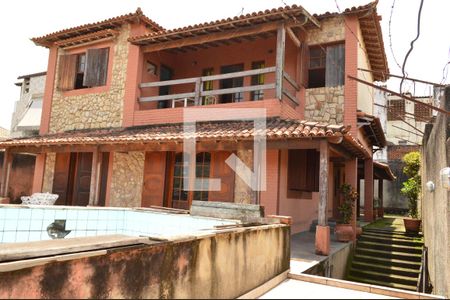 Casa à venda com 592m², 3 quartos e 5 vagasPiscina