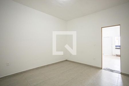 Quarto de casa para alugar com 1 quarto, 60m² em Jardim Santa Tereza, Carapicuíba