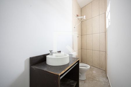 Banheiro de casa para alugar com 1 quarto, 60m² em Jardim Santa Tereza, Carapicuíba