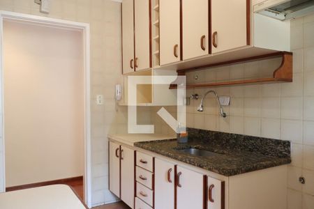 Apartamento à venda com 82m², 2 quartos e 1 vagaCozinha