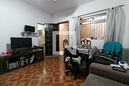 Sala de casa à venda com 3 quartos, 180m² em Vila Ré, São Paulo