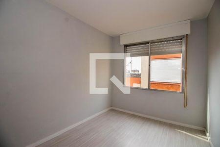 Quarto 1 de apartamento à venda com 2 quartos, 55m² em Passo da Areia, Porto Alegre