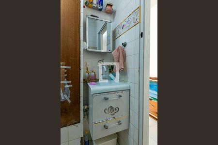 Apartamento à venda com 48m², 2 quartos e 2 vagasBanheiro