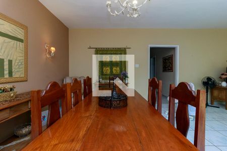 Sala de casa à venda com 3 quartos, 320m² em Vila Cordeiro, São Paulo