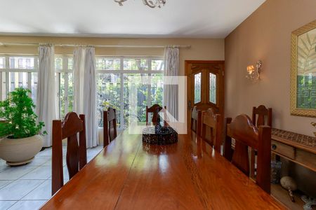 Sala de casa à venda com 3 quartos, 320m² em Vila Cordeiro, São Paulo